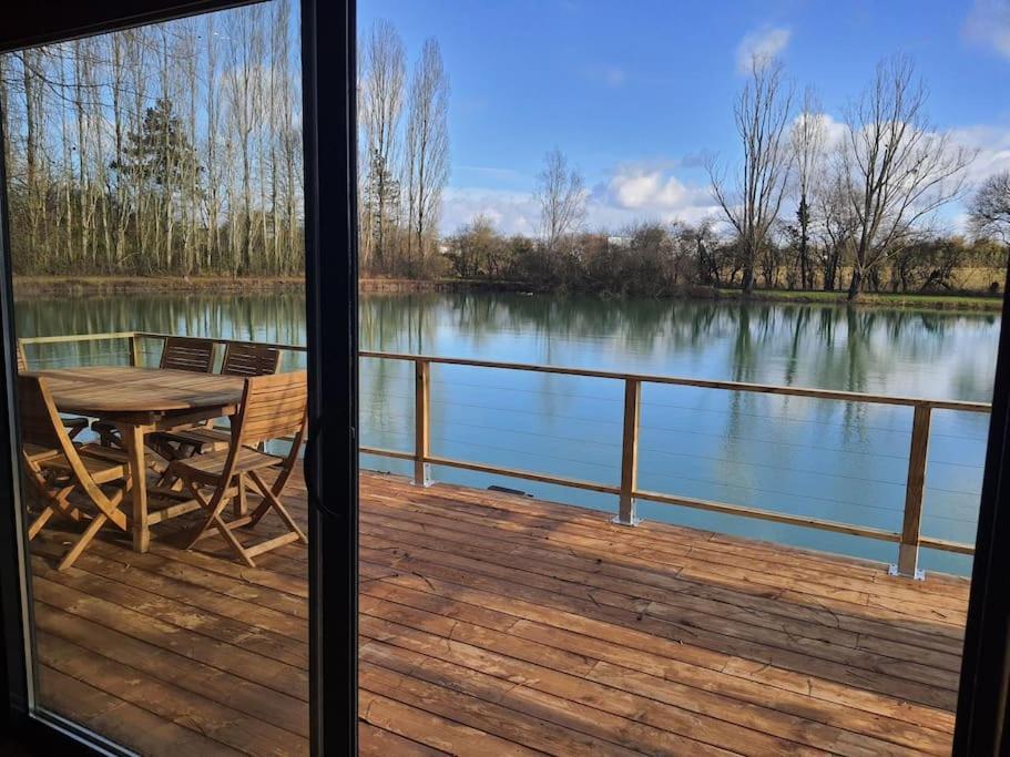 Chalet Les Pieds Dans L'Eau La Campagne A La Ville Saint-Doulchard エクステリア 写真