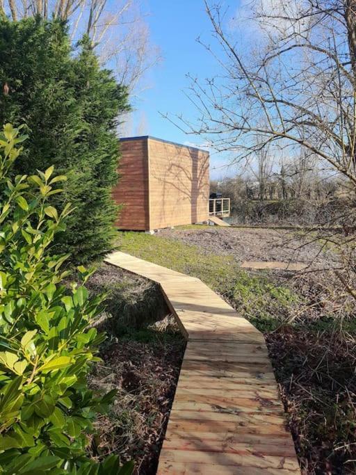 Chalet Les Pieds Dans L'Eau La Campagne A La Ville Saint-Doulchard エクステリア 写真